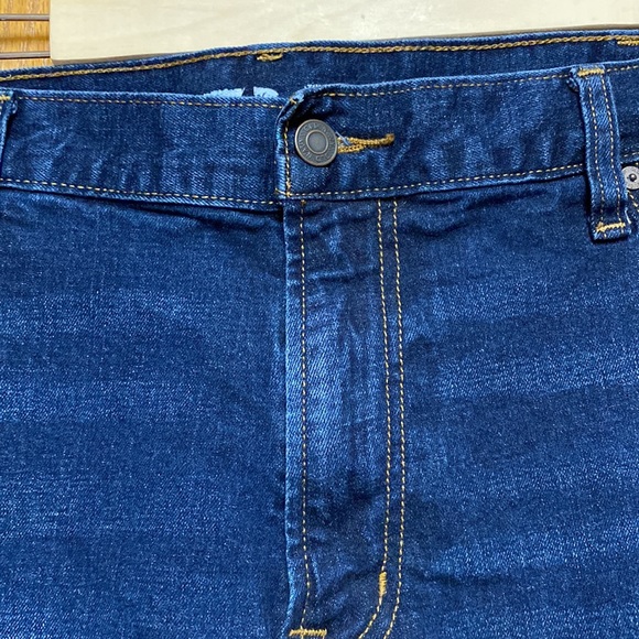 Men’s Old Navy Jeans Athletic fit. Built in flex. Size 42/30 - Picture 2 of 4